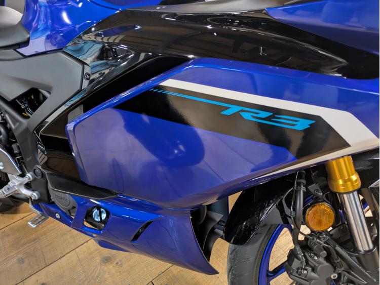 YAMAHA YZF-R3 New !!