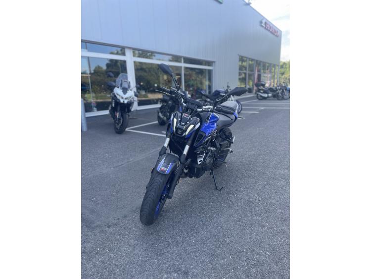 YAMAHA MT-07