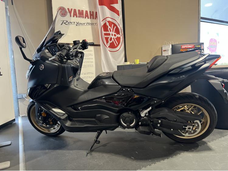 YAMAHA XP T-MAX 560 TECH MAX (A PARTIR DE 174€/MOIS)