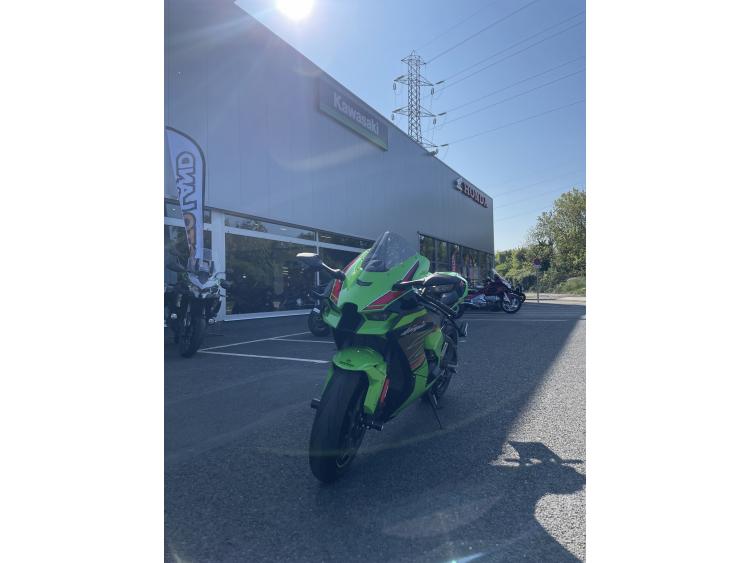 KAWASAKI Ninja ZX-10R