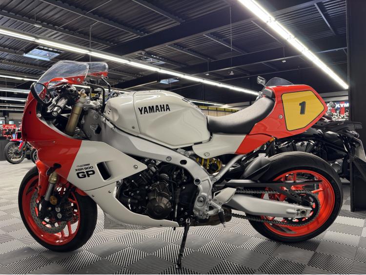 YAMAHA XSR 900 GP - Full - XSR900 GP - 900GP - 1ère Main - Garantie 2030