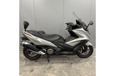 KYMCO AK 550