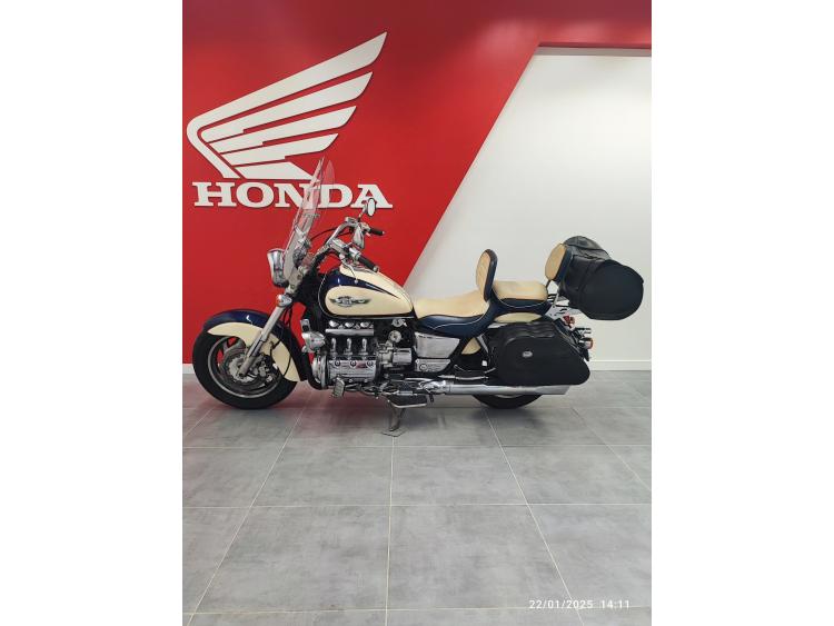 HONDA F6C (VALKYRIE)