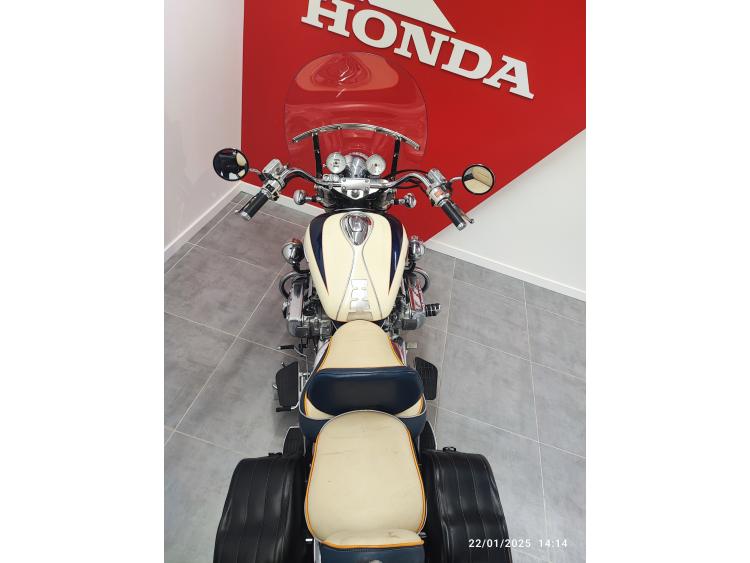 HONDA F6C (VALKYRIE)