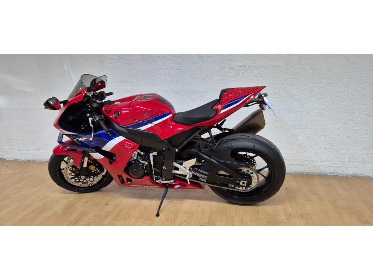 HONDA CBR 1000 RR FIREBLADE - HRC