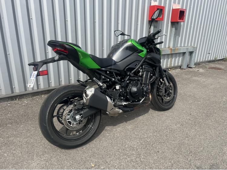 KAWASAKI Z 900 SHIFTER (A PARTIR DE 145€/MOIS)