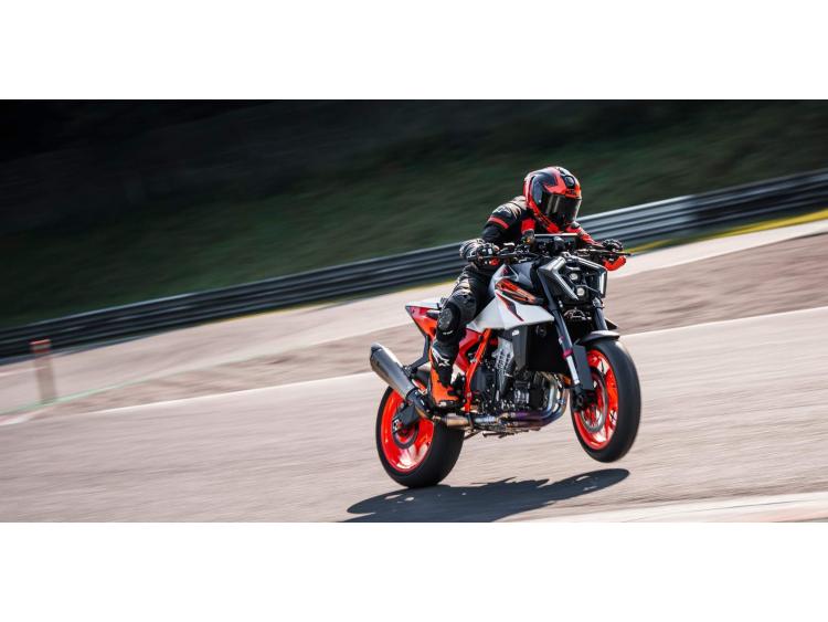 KTM 990 DUKE R (26)