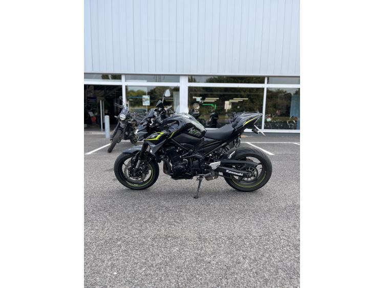 KAWASAKI Z 900