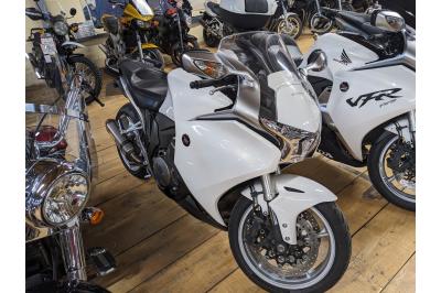HONDA VFR 1200 F