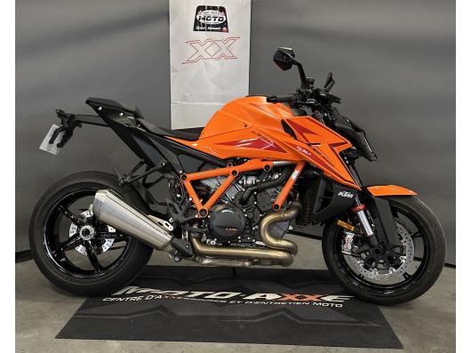 KTM 1390 SUPER DUKE R