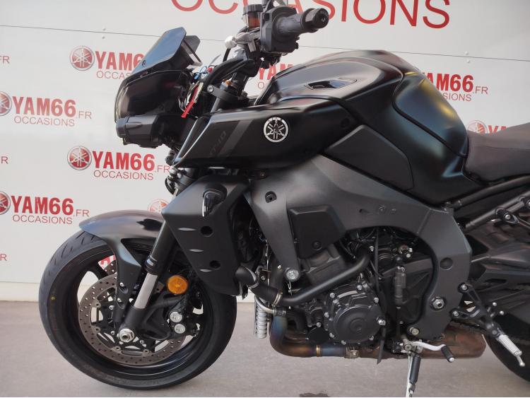 YAMAHA MT-10