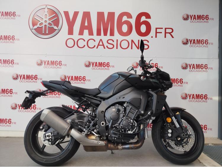 YAMAHA MT-10