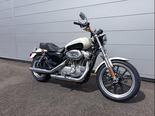 HARLEY-DAVIDSON SPORTSTER SUPERLOW 883 