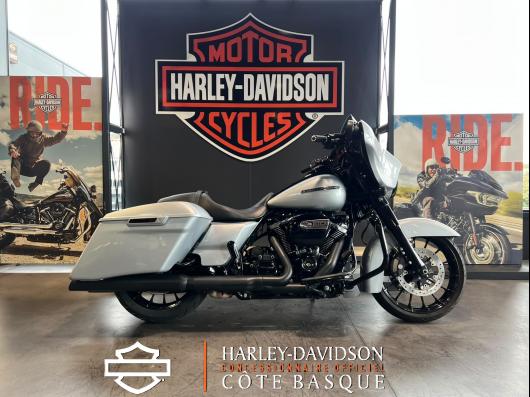 HARLEY-DAVIDSON TOURING STREET GLIDE 1868 SPECIAL