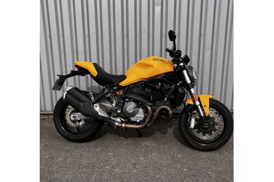 DUCATI MONSTER 821