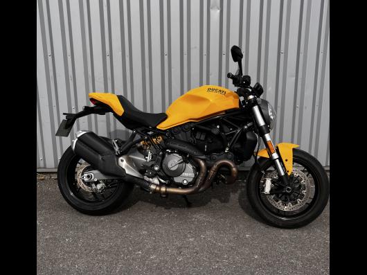 DUCATI MONSTER 821