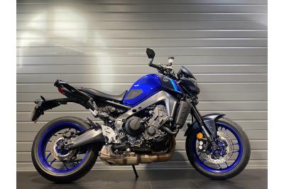 YAMAHA MT-09