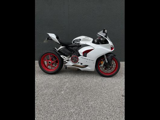 DUCATI PANIGALE V2