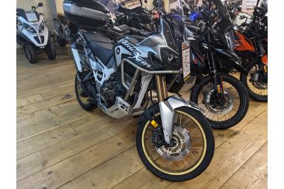 HONDA AFRICA TWIN CRF1000D DCT