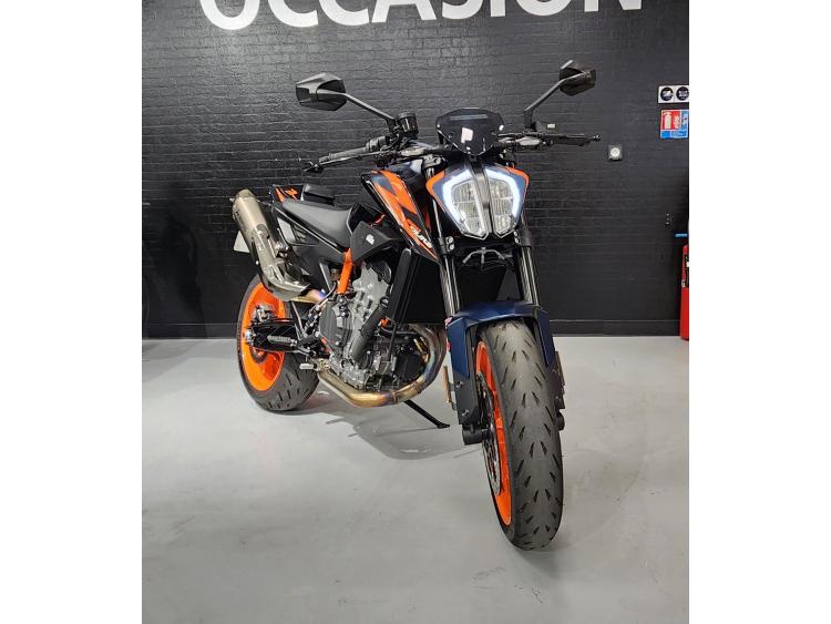 KTM 890 DUKE R
