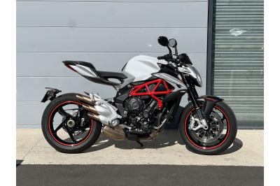 MV AGUSTA BRUTALE 800