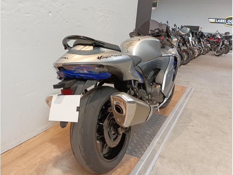 SUZUKI GSX 1300R HAYABUSA