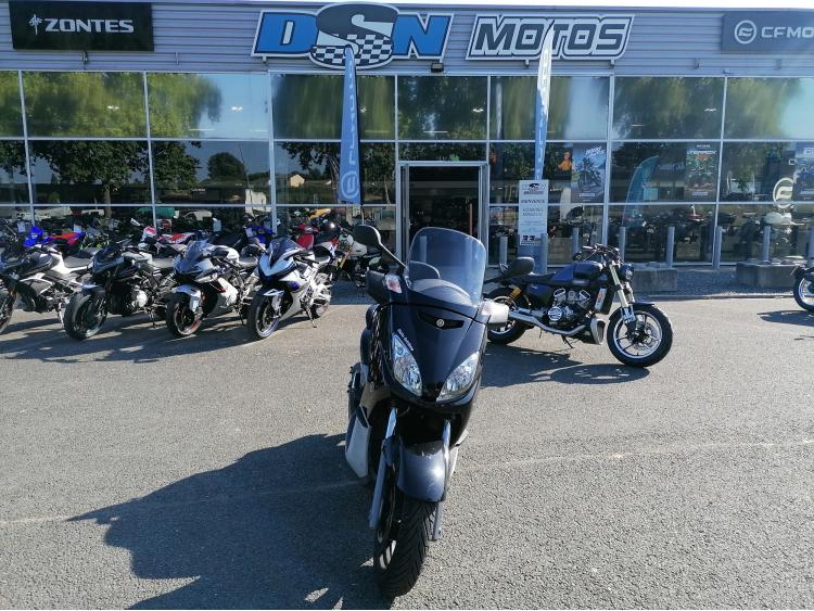 YAMAHA X-MAX 250 / 149.10/MOIS / DSN MOTOS 33