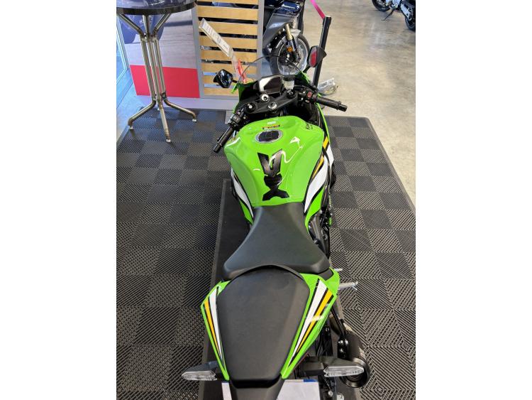 KAWASAKI ZX-6R 636