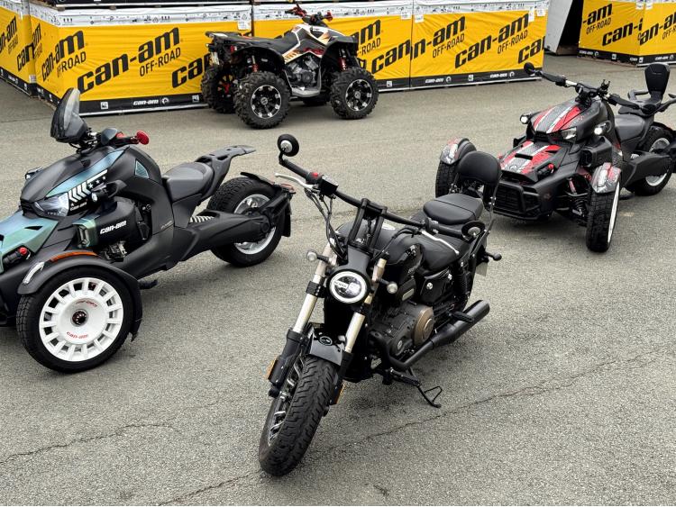 BENDA MOTOR 125 ROCK CUSTOM avenger zt svr c2 black pearl