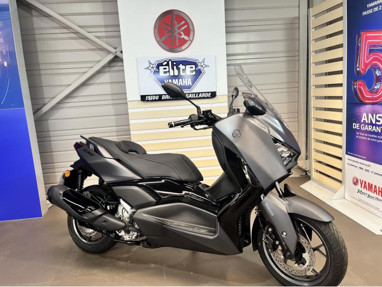 YAMAHA XMAX 300 Tech Max
