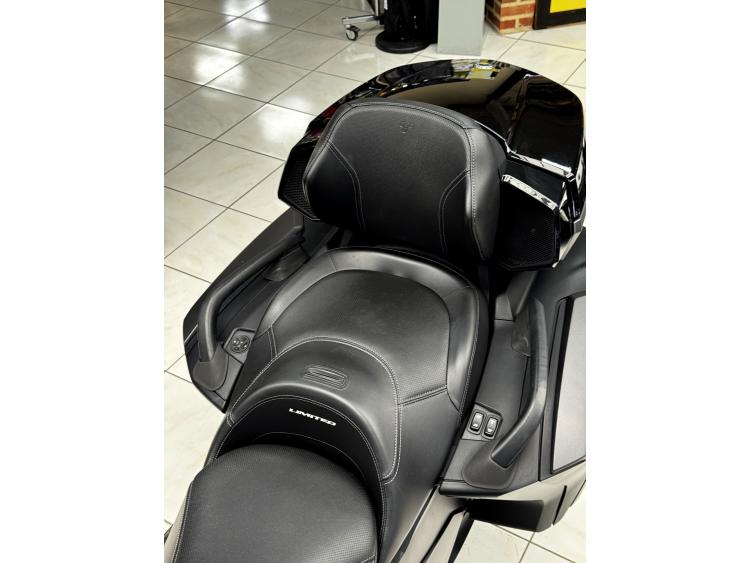 CAN-AM SPYDER RT 1330 LIMITED canam rts ltd f3 can am