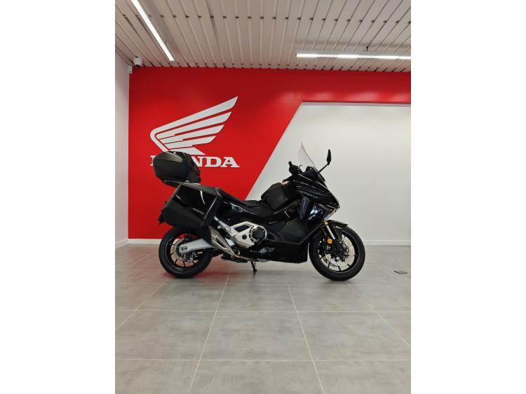 HONDA NSS FORZA 750