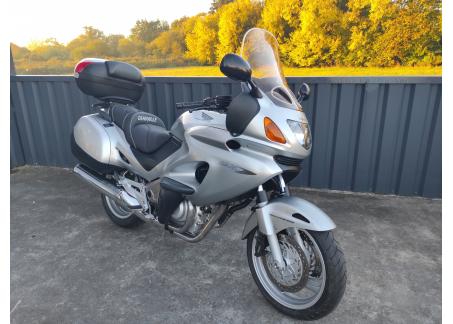 HONDA NT DEAUVILLE 650