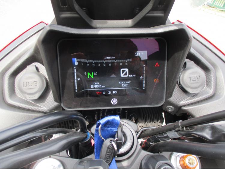 YAMAHA TRACER 7
