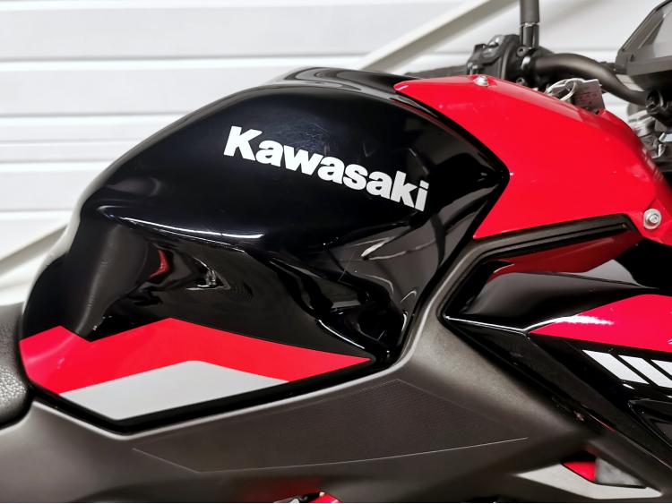 KAWASAKI Z650 - 1ERE MAIN - A2 - GARANTIE 2028 - Z 650