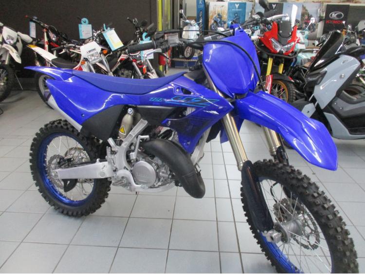 YAMAHA YZ125