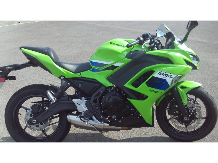 KAWASAKI NINJA 650