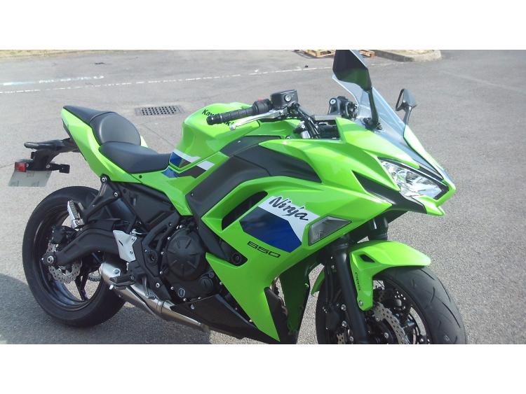 KAWASAKI NINJA 650