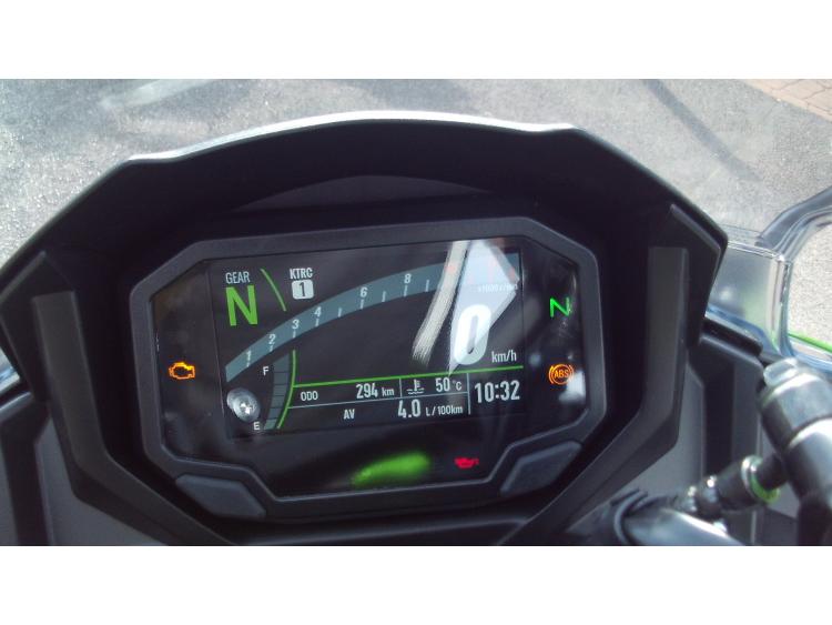 KAWASAKI NINJA 650