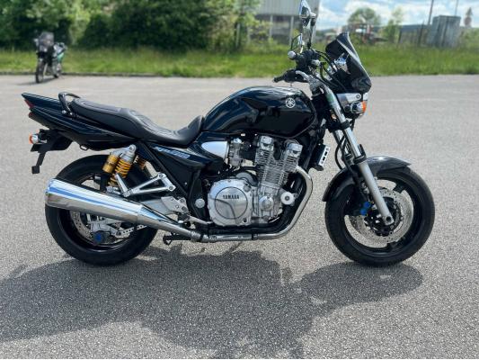 YAMAHA XJR 1300 SP