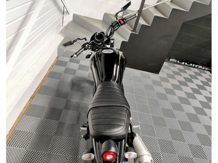YAMAHA XSR 125 Legacy - 1ere Main - XSR125