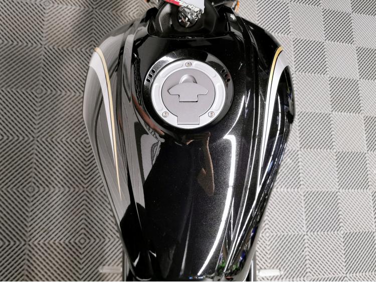 YAMAHA XSR 125 Legacy - 1ere Main - XSR125