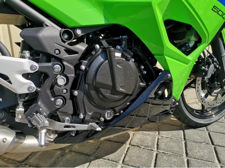 KAWASAKI NINJA 500 SE