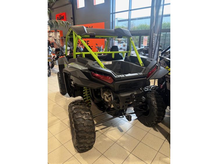 POLARIS RZR XP 1000