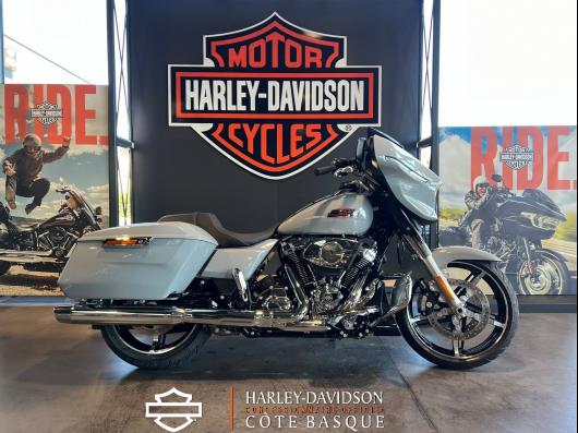 HARLEY-DAVIDSON TOURING STREET GLIDE 1923