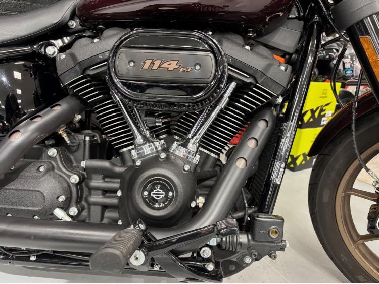 HARLEY-DAVIDSON SOFTAIL LOW RIDER 1868 S