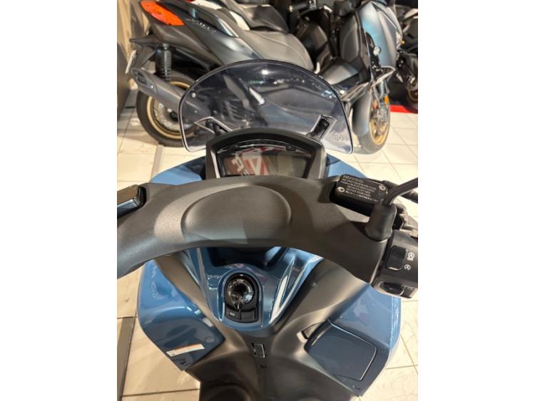 YAMAHA TRICITY 125