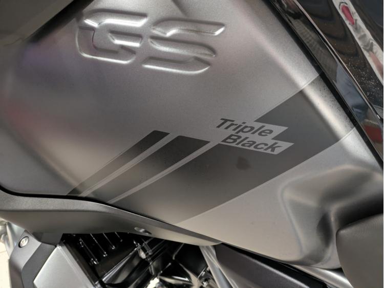 BMW R 1250 GS ADVENTURE TRIPLE BLACK
