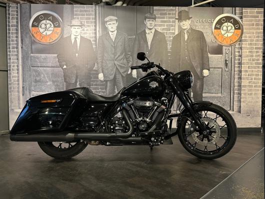 HARLEY-DAVIDSON TOURING ROAD KING 1868 SPECIAL