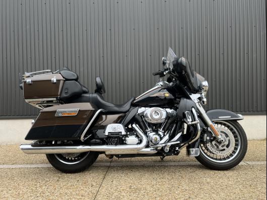 HARLEY-DAVIDSON TOURING ELECTRA GLIDE 1690 ULTRA LIMITED 110th